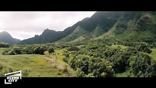 Jumanji welcome to the jungle Motorcycle chase scene (Dwayne Johnson clip).