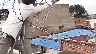 AMAZING ELECTRICIAN