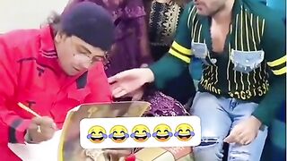 Funny video spot me bhai log 36