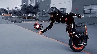 ONE WHEEL RIDER