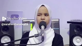 Masya allahh suaranya merdu sekali,, bikin merindingggg