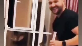 Как??