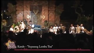 Kande_Uniqu Heroik Music_A Pair of Old Lembu_Bali Spirit Festival 2014