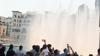 water dance burj khalifa