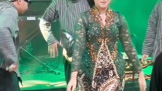 Sayang alololo Sayang Niken salindri