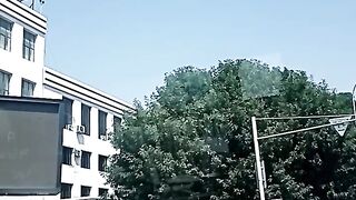 В центре города