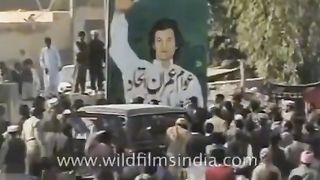moter cycle per jalsi ko ayga 1996story plzzz like and subscribe me