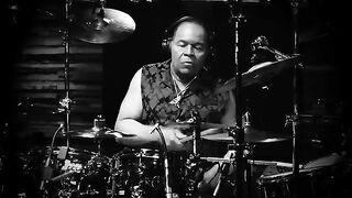Michael Jacksons Drummer Jonathan Moffett Performs Billie Jean