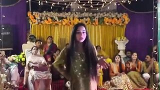 Mera dil yeh pukare ajaaa