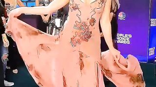 The best celebrity glambot
