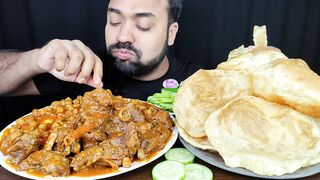 Huge spicy chole Mutton gosht,soft lichi/puri gravy,chili,onion,salad mukbang asmr eating