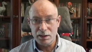 КОМЕНТАРИ : ЖДАНОВ 3