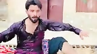 Faizoo Kukkar Baz Jaadui Pankh Varil funny video