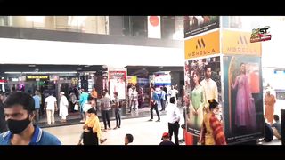 Jamuna Future Park is South Asia's largest shopping mall Bangladesh