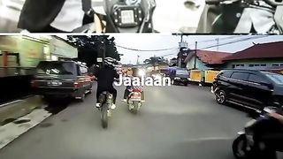 Duo sejoli beraksi