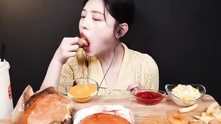 asian girls bugers