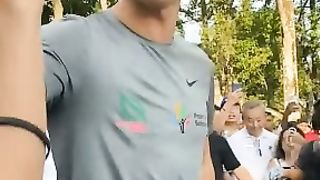 شاهد ردة فعل المشجعه عندما شافت رونالدو ????????