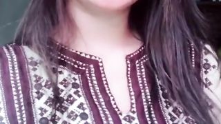PAHLI PAHLI BAR MUHBAT KE HAY.