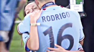 Beautiful scene in football????????