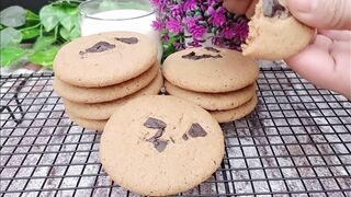 Chocolate Chip Cookie Recipe: How To Make The Best Chocolate Chip Cookies!