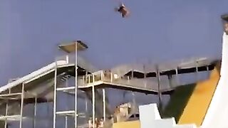 funny_videos_of_the_world_43_#shorts_#funny_#meme(360p).