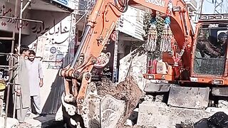 Excavator machine @pakistanisairsapatee