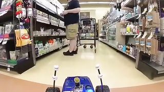 Robot gets Squashed trying to buy flying fish at petco