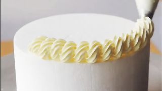 [Food] Handmade Sweet and Delicious Strawberry Mille-Feuille Cake
