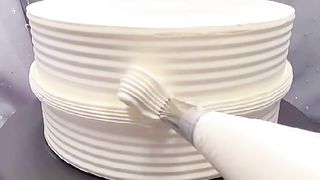 Creative Dessert Cake Design
