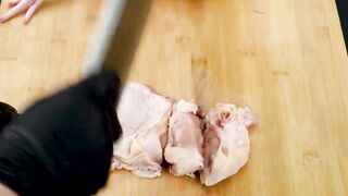 For stewed chicken, bayberry and lychee are more compatible~