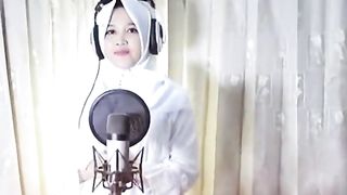 Beristirahat denger solawattan adem pisan