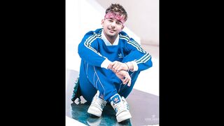 Modern singer jass manak dashing pics
