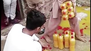 Zara ghor kejiye
