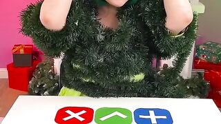 Playing with xmas tree