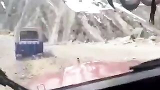 Road to lake Saif ul malook