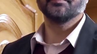 Besharam Aurat Tv Par Kia Dekh Rahi #viral #shorts #syedjibran #humtv #neem