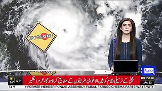 Breaking_News%21%21_Toofan_Ka_Khatra_Police_In_Action___Dunya_News(360p).