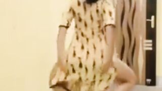 Indian girl nude dance