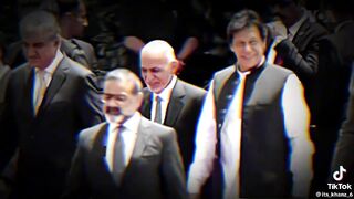 Chairman of PTI and X prime minister Imran khan entry in dabang style