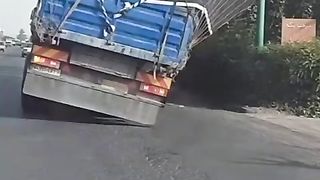 THE FALL OF A LORRY WENT VIRAL