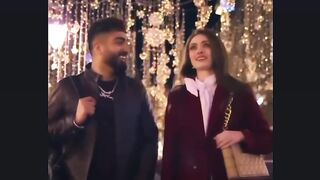 Kisi ne dekhli duniya
