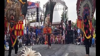 Seni Mbarong