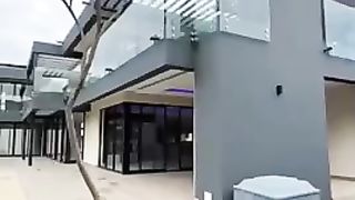 Luxury houses in Africa