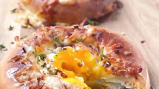 Cheesy Egg Bagels