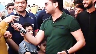 Funny video spot me bhai log 60