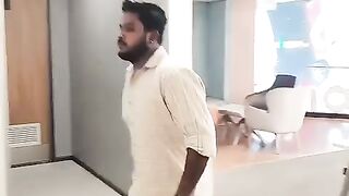 HOW TO LOOK BUSY AT WORK