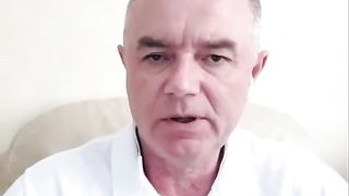 КОМЕНТАРИ : СВИТАН