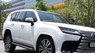 Lexus lx 600 brake testing