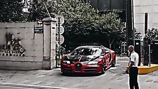 World Fastest Car Bugatti chiron .