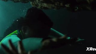 47 Meters Down Uncaged. P38